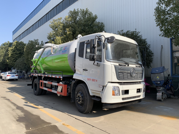 東風天錦吸污車（15方）