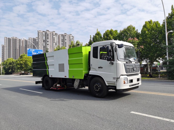 東風(fēng)天錦吸塵車10方