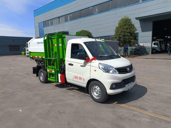福田掛桶垃圾車3方