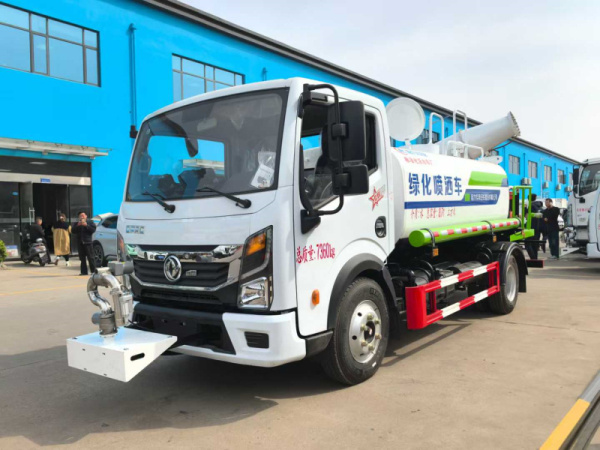 東風(fēng)小多利卡噴藥車（新款）