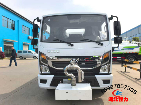 東風(fēng)小多利卡噴藥車（新款）